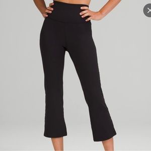 Lululemon Groove pants 23”